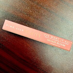 Pink Lily Beauty Eye Want it All